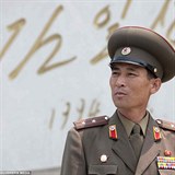 Unikátní fotky ukazují, jak žijí, cvičí a baví se severokorejští vojáci