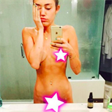 Leaknut fotka Miley Cyrus.