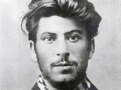 Fotografii mladého Stalina snad neteba pedstavovat.