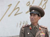 Unikátní fotky ukazují, jak ijí, cvií a baví se severokorejtí vojáci