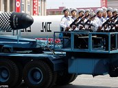 Severokorejské rakety na vojenské pehlídce bhem oslav Dne Slunce.