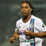 Ronaldinho si vyzkouel tak mexickou nejvy sout.