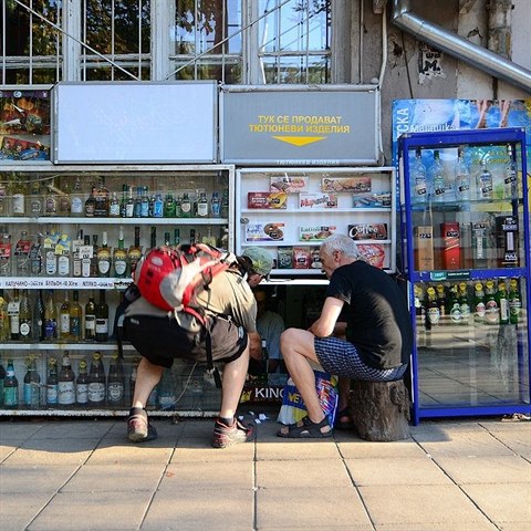 Praktick� partyok�nka jsou v�ude a koupit tam m��ete cokoliv.