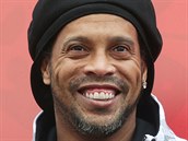 Ronaldinho je v Praze, mají se ho místní eny bát?
