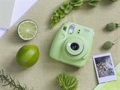 FUJIFILM INSTAX MINI 9