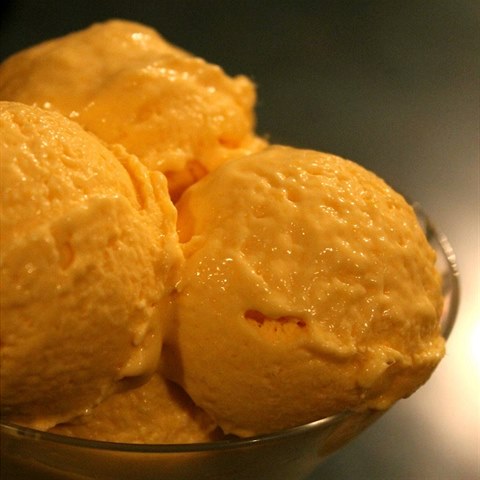 Mangov zmrzlina