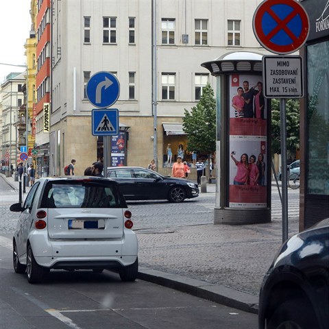 Ivana Chlkov zaparkovala na zkazu zastaven.