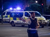 Londýn je pod zvýeným dohledem policie, monost dalího útoku je kritická.