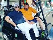 Josef Kokta s Jirkou Kornem na golfu.