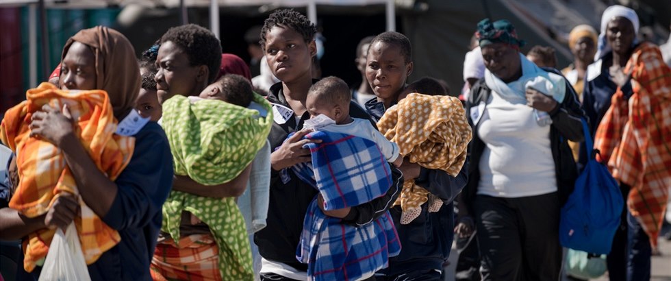 Evropa elí neustálému pílivu uprchlík z Afriky.