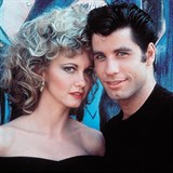 John Travolta a Olivia Newton - John jako Sandy a Danny.