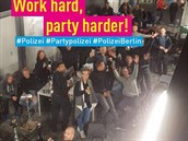 Nmci se baví na úkor berlínské policie