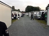 Uprchlický kontejnerový tábor v Hamburku, kde se zvíecí orgie odehrály