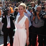 Uma Thurman na karlovarskm ervenm koberci.