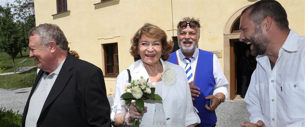 Yvetta Simonová dlala svdkyni Drobného en.