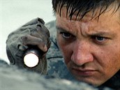 Jeremy Renne ztvárnil ve filmu Smrt eká vude hlavní postavu pyrotechnika...