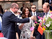 Princ William s Kate okouzlují Polsko.