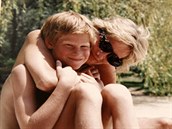 Princezna Diana s malým Harrym. Jedna z jejich posledních spolených fotografií.