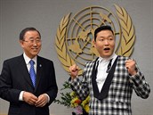 Jihokorejský rapper Park Jae-sang alias Psy na návtv budovy OSN.