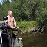 Vladimir Putin by přežil i v džungli.