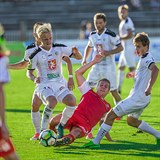 Derby bylo vypjat na hiti, ale jet vce na tribunch.