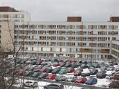 Toto je nemocnice Lochotín, pod kterou k otesnému zloinu dolo.