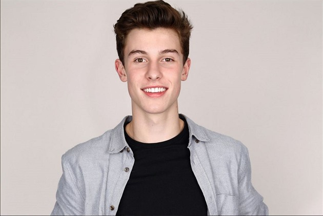 Shawn Mendes promluvil o natáení klipu.