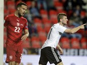 Timo Werner slaví nmecký gól, obránce Filip Novák u nestihl zasáhnout.