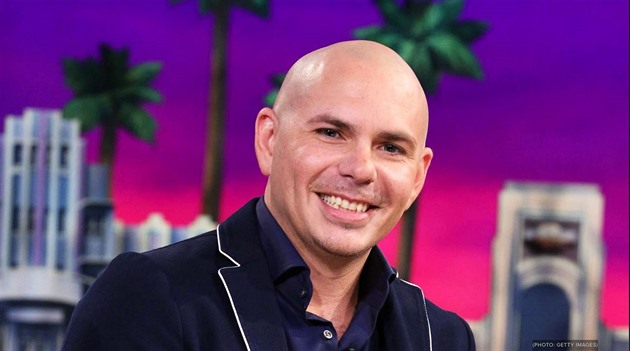Pitbull pomohl postieným v Portoriku.