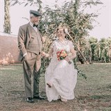Neměli svatební fotky, tak si je nechali udělat šedesát let po svém „velkém...