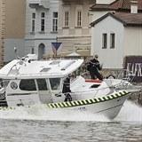 Chlouba poříčního útvaru Městské policie, loď Nord Star na Vltavě.