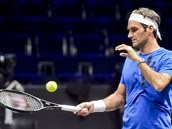 Roger Federer pi tréninku v O2 Arén.