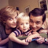 Viktor má s Janou dva syny. Snímek ze 70. let.