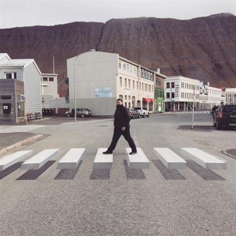 Takhle vypad streetart po islandsku... lb?