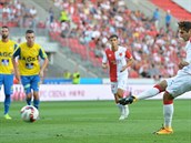 Halil Altintop dal jediný gól zápasu Slavie s Teplicemi z naprosto nesmyslné...