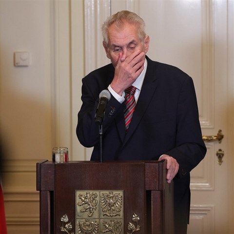 Byl prezident Zeman v Lnech opil nebo se na nm projevuje nemoc?