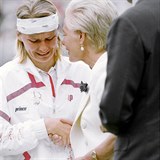 V roce 1993, po prohe ve finle Wimbledonu, Jan Novotn vtila Vvodkyn z...