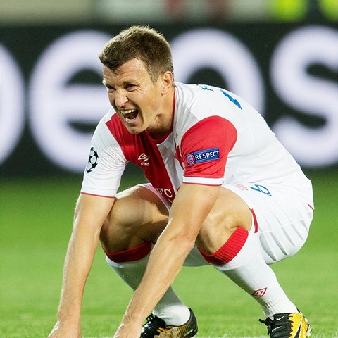 Ruslan Rota bv asto kritizovn za to, e pli zpomaluje hru Slavie. Mon...