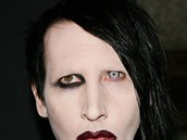 Marilyn Manson je slavný hudebník.