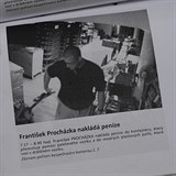Frantiek Prochzka na zbru bezpenostn kamery nakld penze
