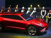 Nové Lamborghini má být hit v SUV ad.