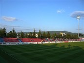 Takovýmto stadionem se pyní napíklad klub Zlaté Moravce.