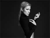 Eva sice nic neukázala, pohrála si ale s fantazii svých fanou�k�.