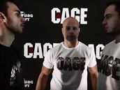 Youtube�i se u� t�í, a� si v oktagonu natlu�ou.