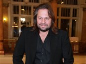 Kdy se Pomeje hodil do gala, eny z nj ly do kolen. Snímek z roku 2011.