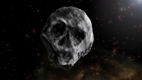 V blízkosti Zem se v listopadu opt objeví asteroid pipomínající lebku!