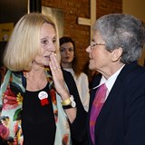 Reisrka Olga Sommerov sledovala vsledky prvnho kola prezidentsk volby ve tbu kandidta Jiho Drahoe