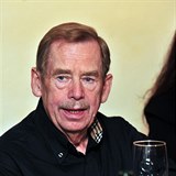 Václav Havel má vlastní lavičku. Respektive jeho alter ego.