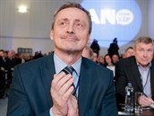 Martin Stropnický na snmu hnutí ANO v únoru 2017 psobil optimisticky. Aby ne,...