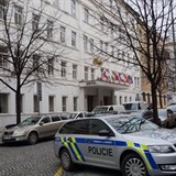 V tomto hotelu objevila policie tlo mue, kter spchal sebevradu.